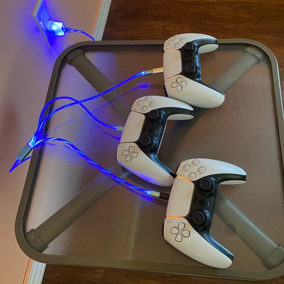 Fast Charging Cable For Sony PlayStation 5 Controller - Picture 3 of 7